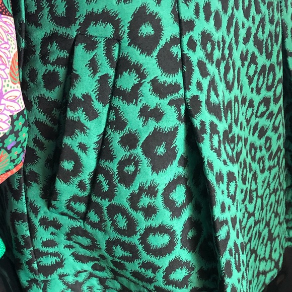 Banana Republic Green/Black Skirt - Picture 16 of 16